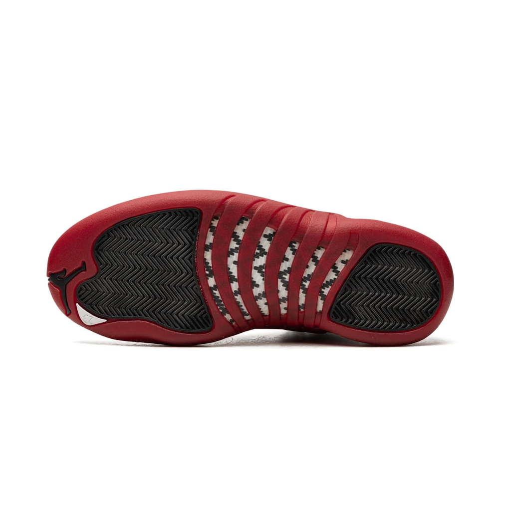 Air Jordan 12 Retro "Cherry" de 2023.