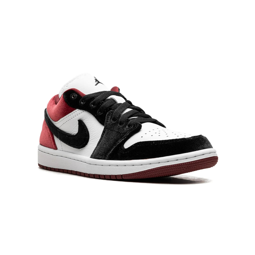 WMNS AIR JORDAN 1 LOW SE