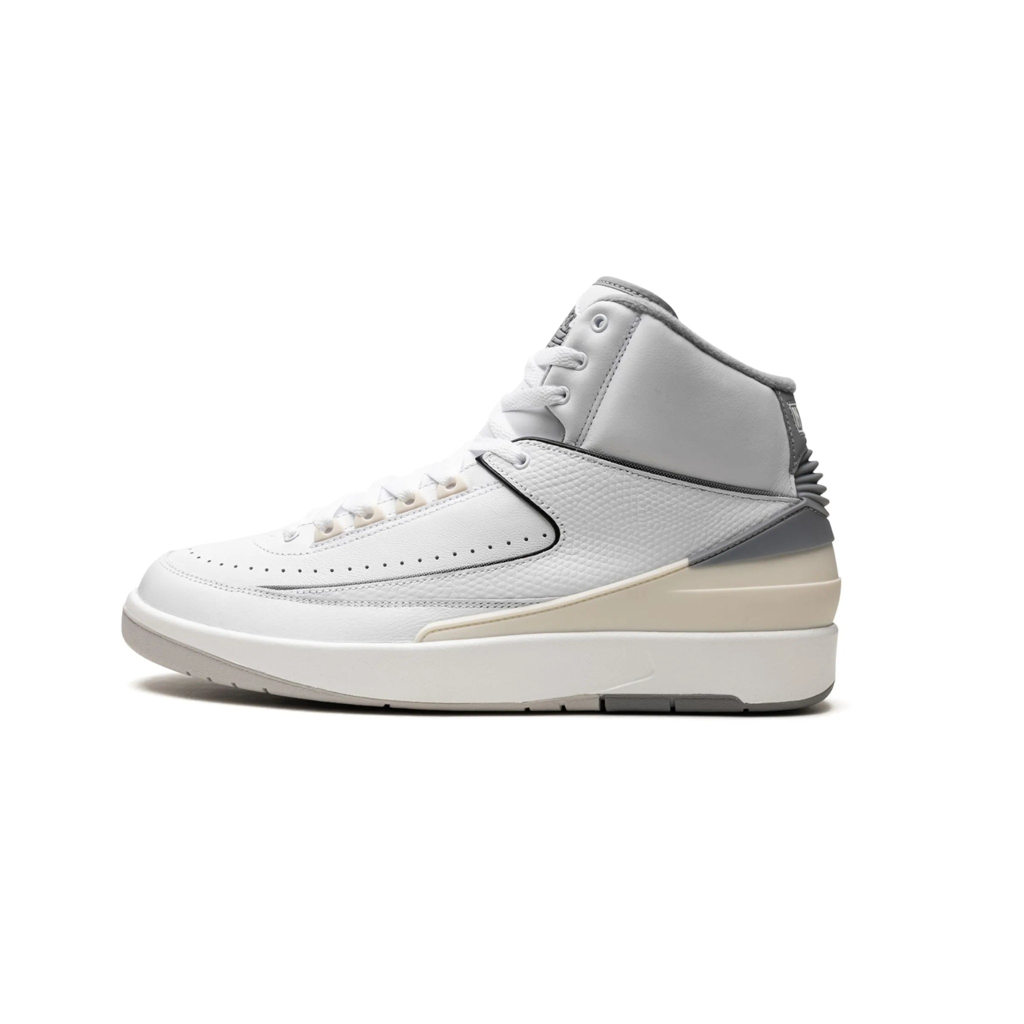 NIKE AIR JORDAN 2 RETRO