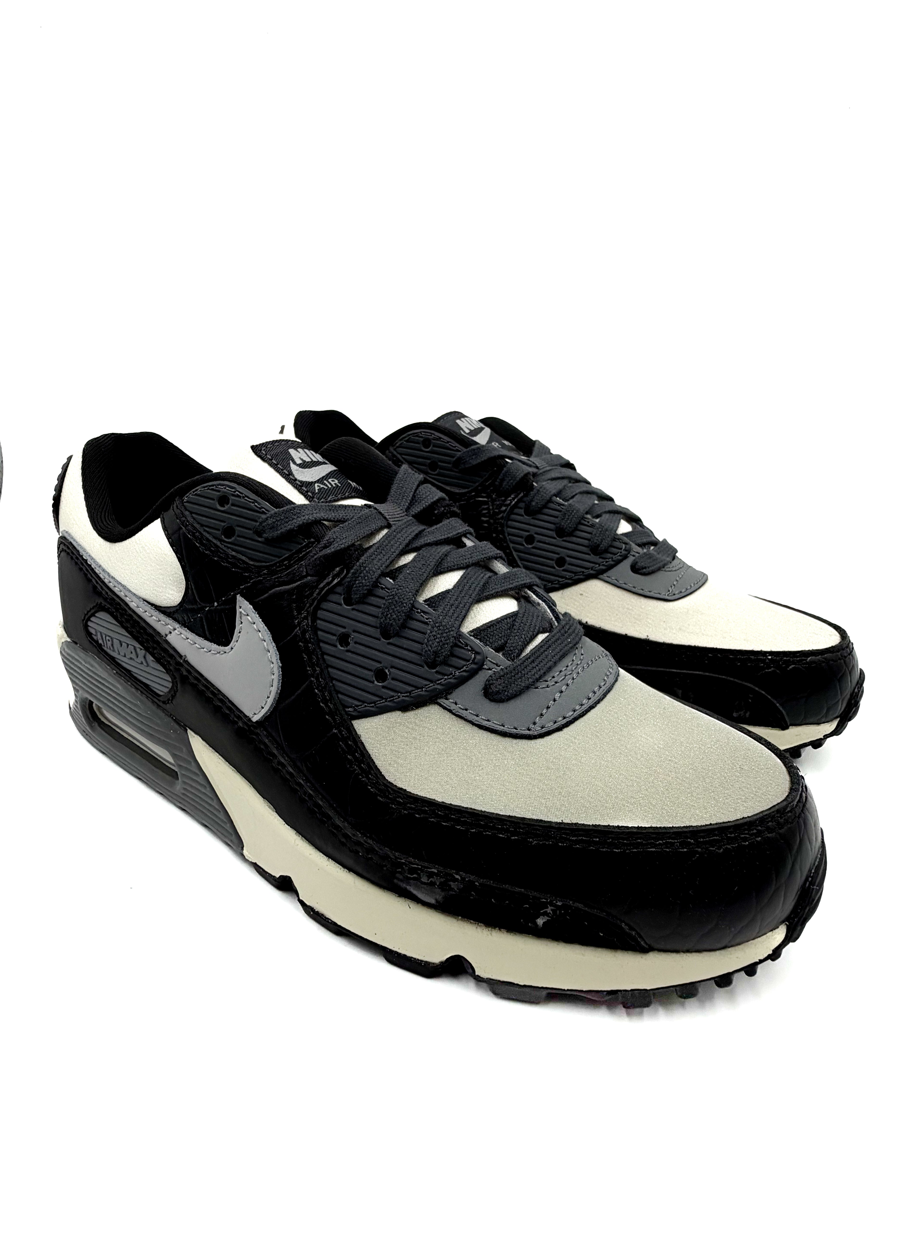 Nike Air Max 90 – Black & Cream Edition