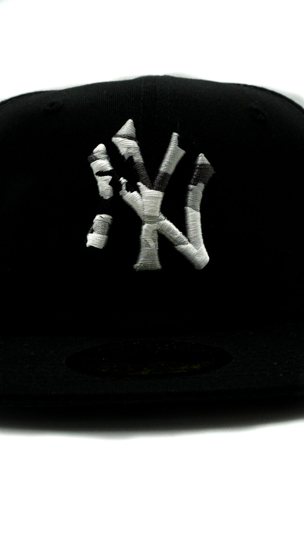 Gorra Negra Manchas Yankees