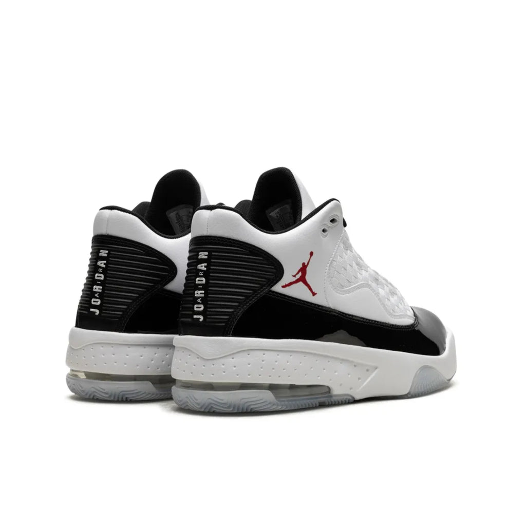 Jordan Max Aura 2