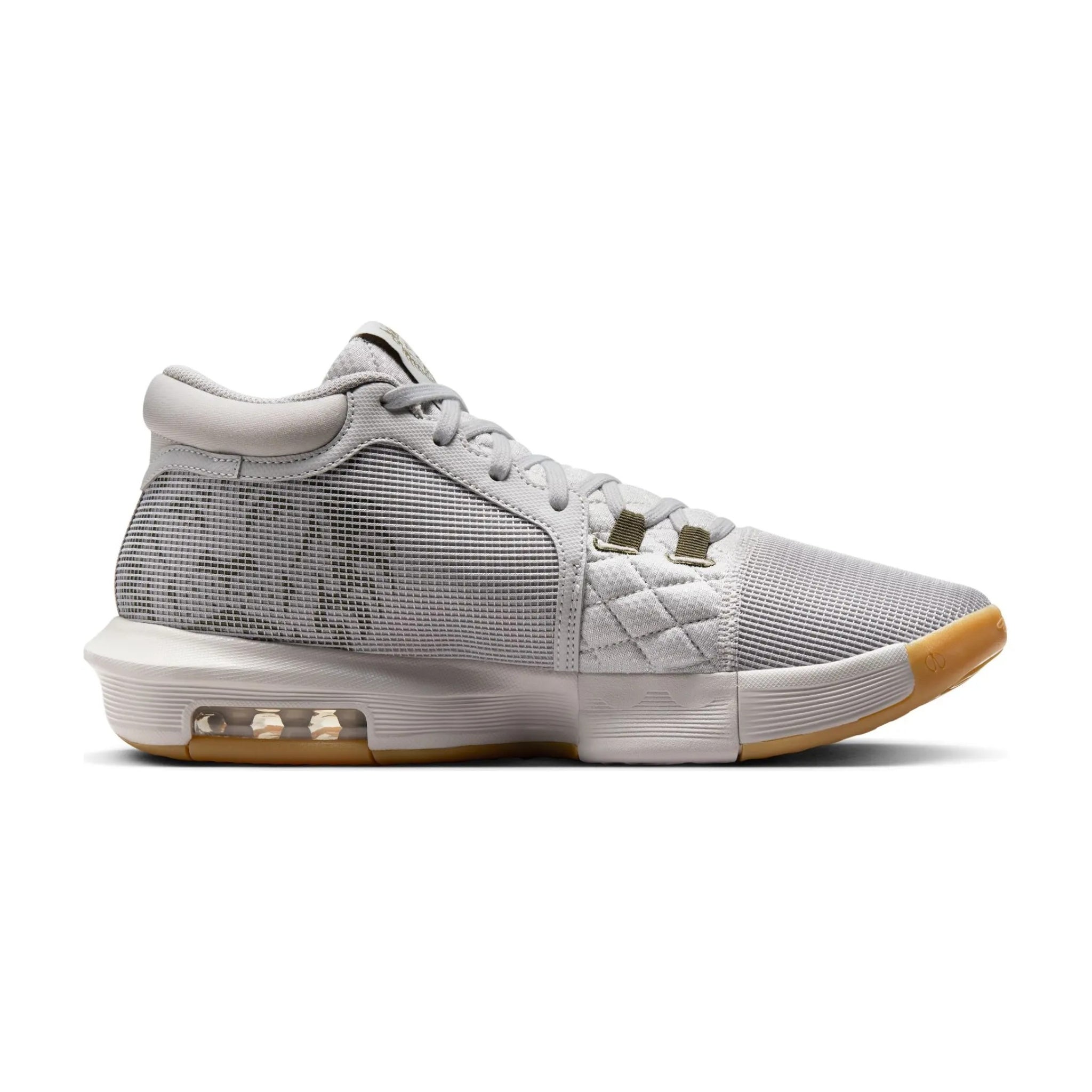 Nike LeBron Witness 8
