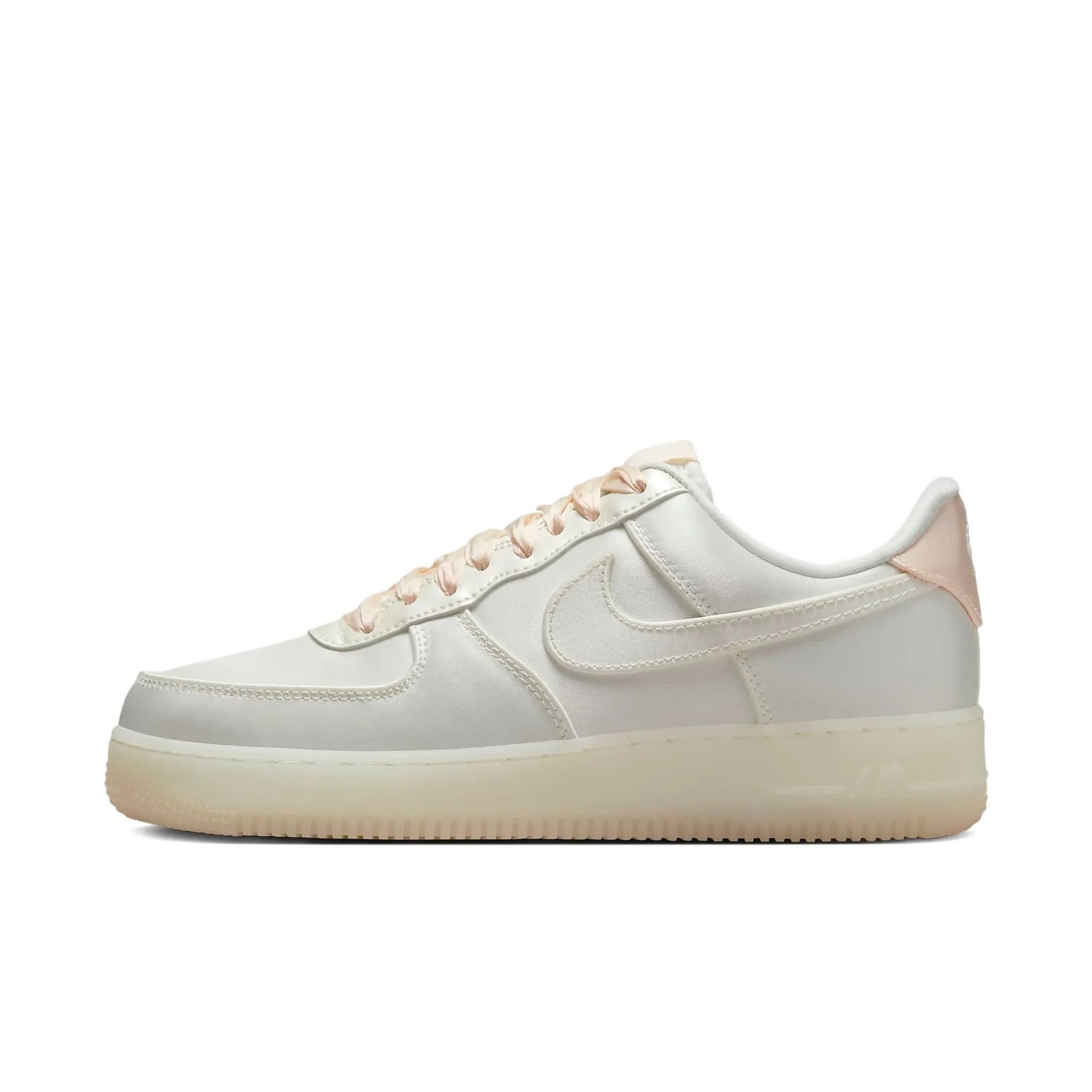 Nike WMNS  Air Force 1 '07 LV8