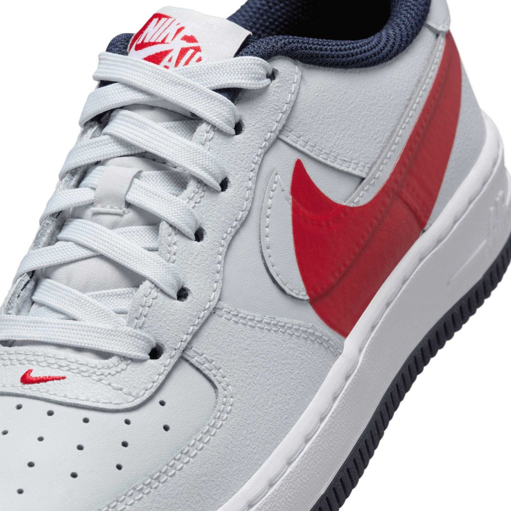 Nike Air Force 1 LV8 4