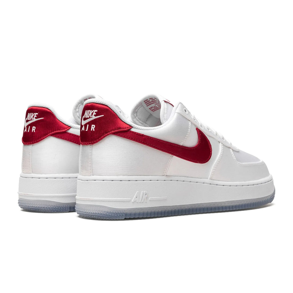 Nike Air Force 1 Low '07 ESS SNKR
