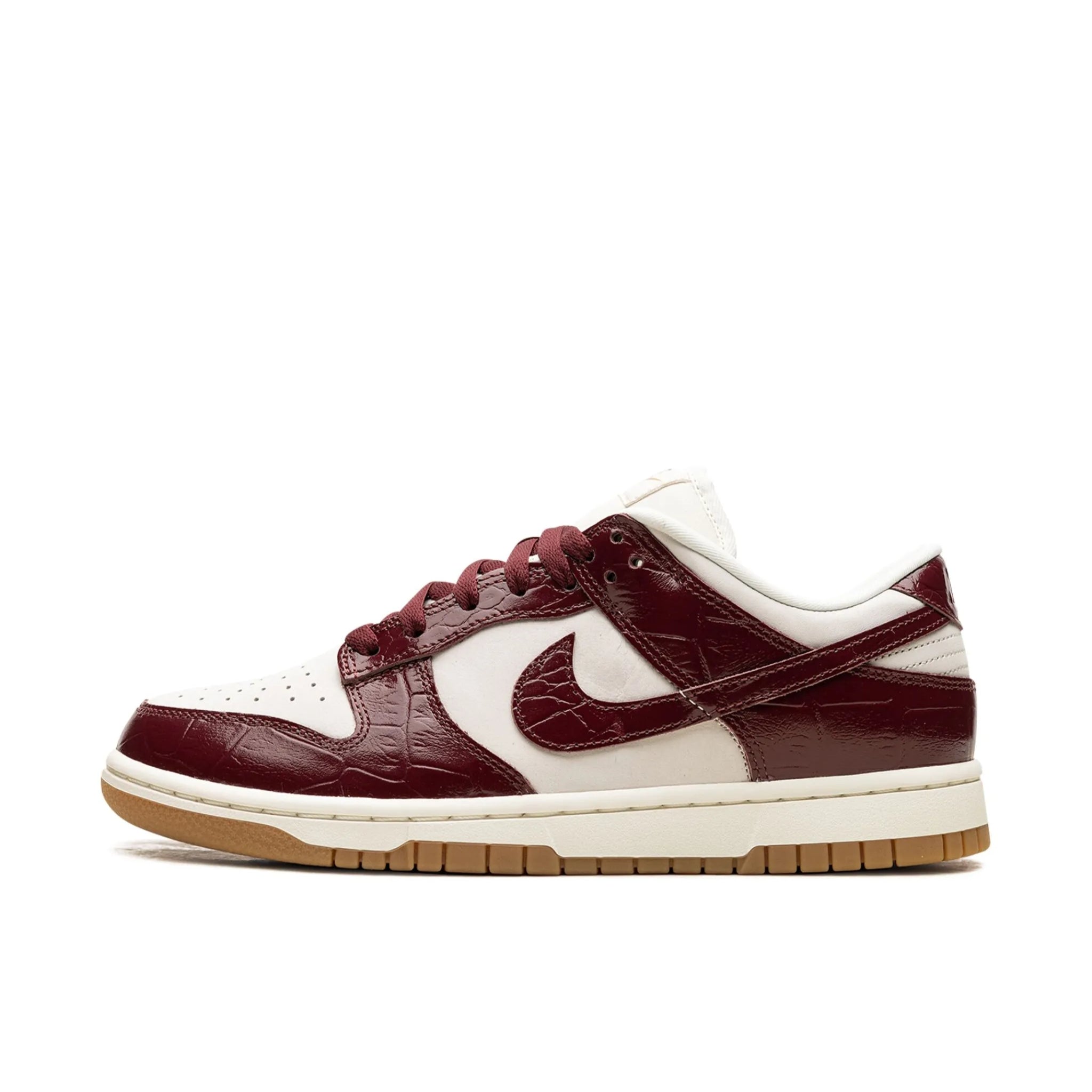 Nike Dunk Low LX