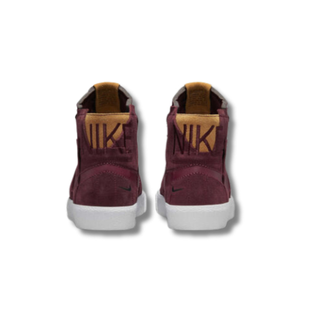 NIKE SB Zoom Blazer Mid  PRM