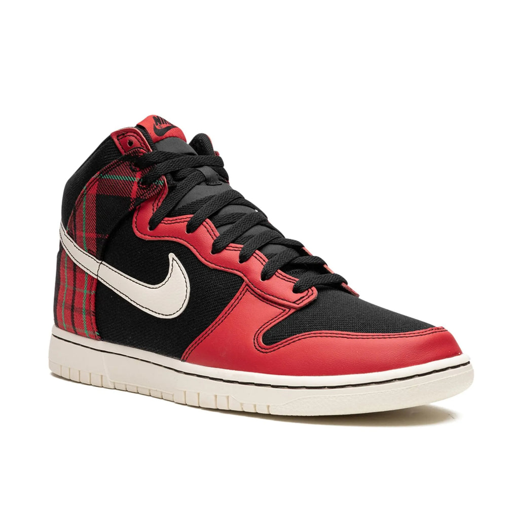 Nike Dunk HI SE